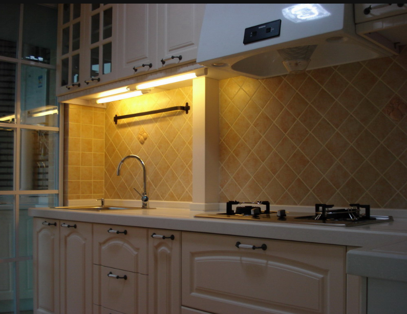 How To Create A Functional Kitchenette For Small Spaces?