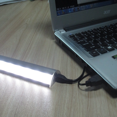 What color of cabinet light you need?