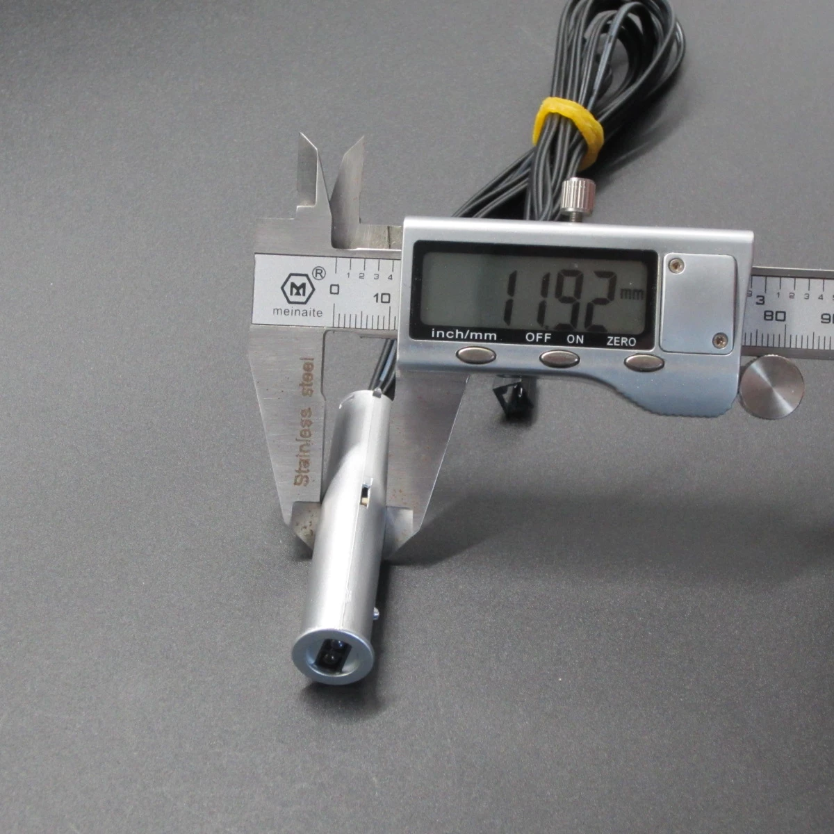 capacitive proximity sensor