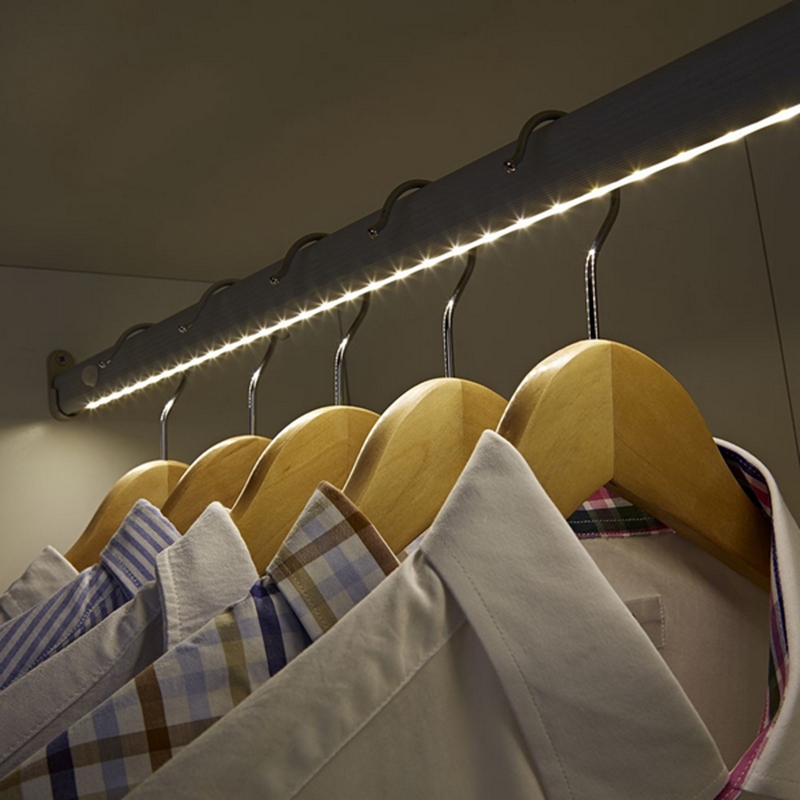 automatic closet light