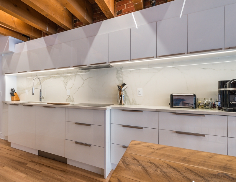 How to install lighting? Fitled